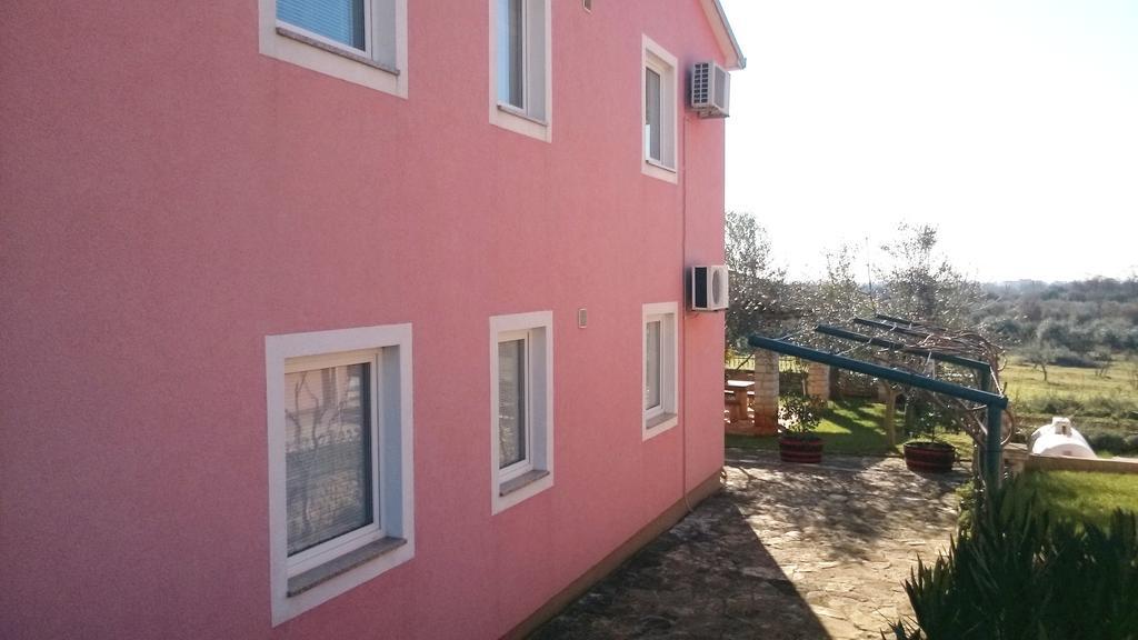 Apartment Domus Lauri Umag Phòng bức ảnh